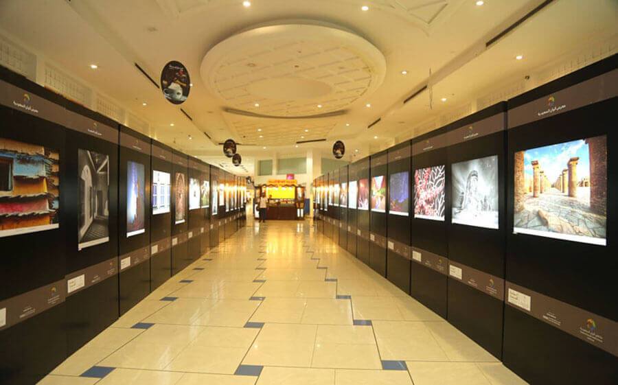 Organizing exhibitions and conferences
